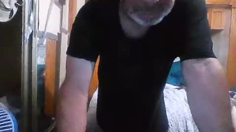 Snapshot of lgck12in chatting on 04/30/26, 01:17 C2bme online show from 04/30/26, 01:17