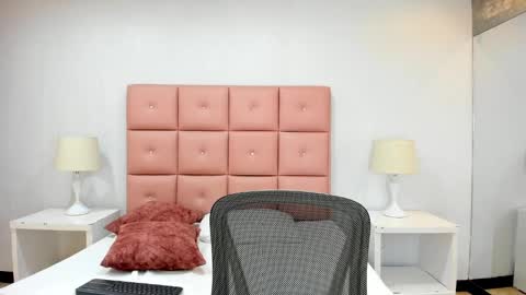 lhiamfitt online show from 12/28/24, 03:26