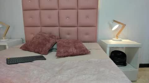 lhiamfitt online show from 10/26/25, 03:29