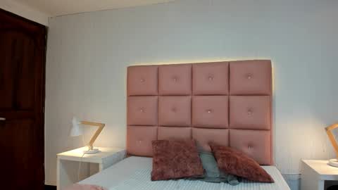 Snapshot of lhiamfitt chatting on 11/07/25, 05:46 lhiamfitt online show from 11/07/25, 05:46