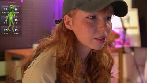 Snapshot of li_on_line chatting on 11/01/25, 05:26 Li online show from 11/01/25, 05:26