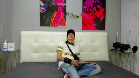 lia78couple online show from 05/23/26, 09:30