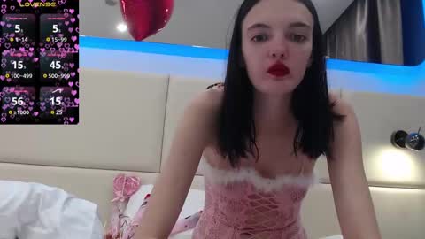 Lia online show from 02/14/25, 02:54