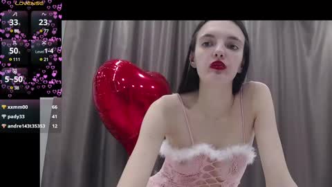 Lia online show from 02/15/25, 08:11