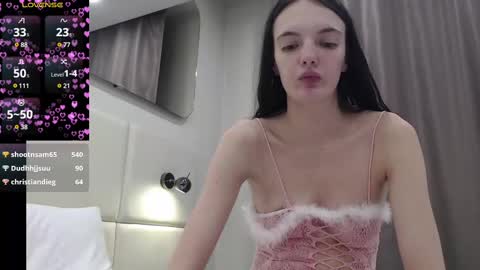 Lia online show from 02/25/25, 12:25