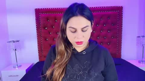 Lia  online show from 09/29/25, 07:51