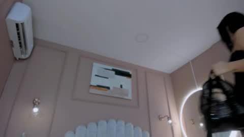 Liss 3 online show from 10/17/25, 10:18