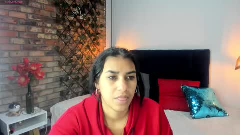 Snapshot of lia_blake_ chatting on 02/16/26, 12:01 LIA online show from 02/16/26, 12:01