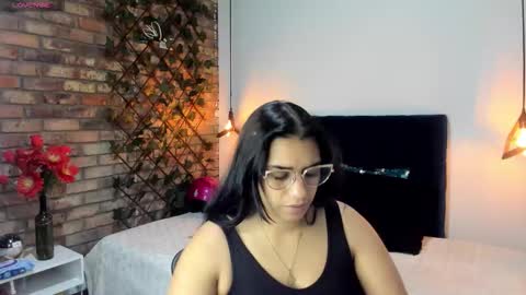 Snapshot of lia_blake_ chatting on 02/18/26, 12:01 LIA online show from 02/18/26, 12:01