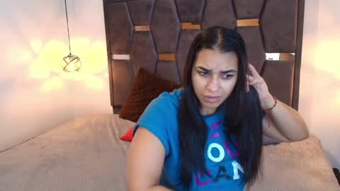 Snapshot of lia_blake_ chatting on 04/06/26, 11:33 LIA online show from 04/06/26, 11:33