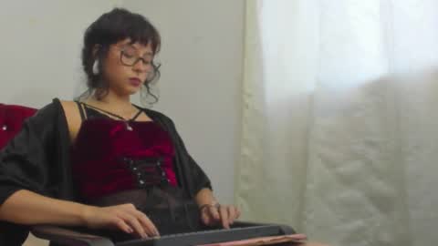 Snapshot of lia_carter_ chatting on 10/18/25, 09:04 Lia online show from 10/18/25, 09:04