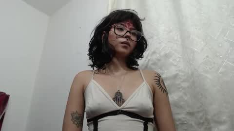 Snapshot of lia_carter_ chatting on 10/24/25, 11:01 Lia online show from 10/24/25, 11:01