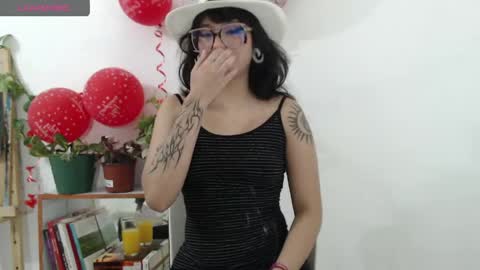 Snapshot of lia_carter_ chatting on 04/16/26, 01:28 Lia online show from 04/16/26, 01:28