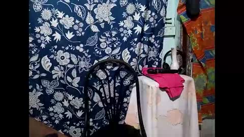Lia online show from 06/11/26, 12:43