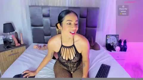 Lia Jhonson online show from 09/25/25, 11:25