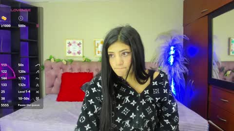 lia online show from 12/10/24, 08:05