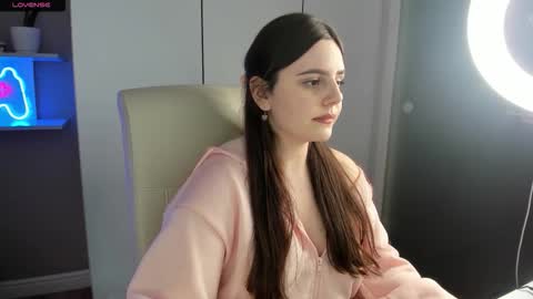 Lia online show from 09/29/25, 02:00