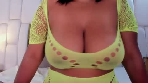 Snapshot of lia_mariana chatting on 04/07/26, 06:47 lia_mariana online show from 04/07/26, 06:47