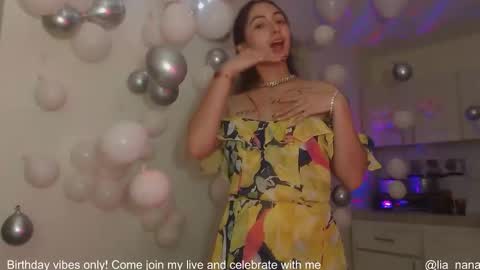 Lia  online show from 10/23/25, 11:24