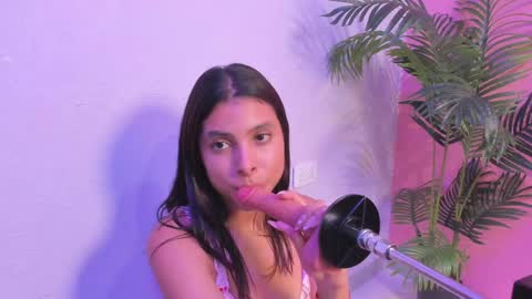 lia_owenss online show from 05/29/26, 09:02