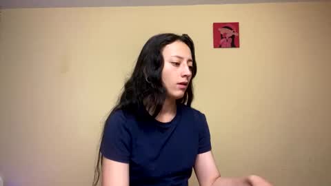 Snapshot of lia_queen610 chatting on 02/26/26, 11:59 Little Queen Lia online show from 02/26/26, 11:59