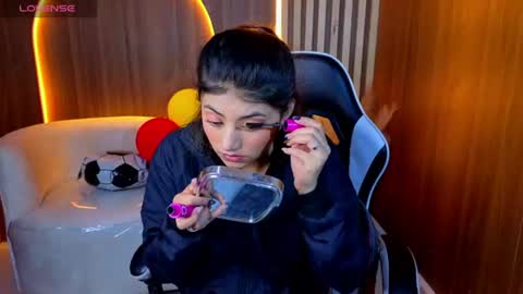 Online 1400 - 2100 online show from 07/12/26, 03:08