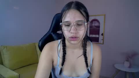 lia_rose_ch online show from 06/19/26, 12:31