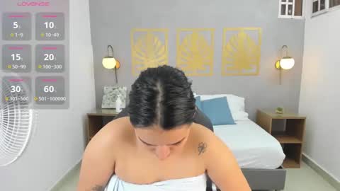 Lia  online show from 12/17/24, 08:23