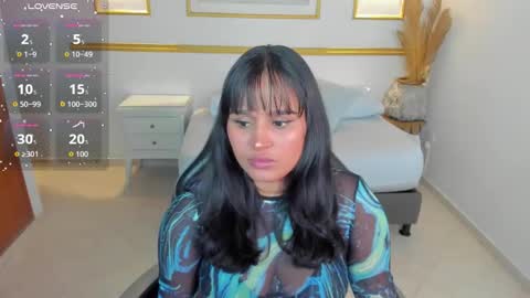 Lia  online show from 10/11/25, 03:06