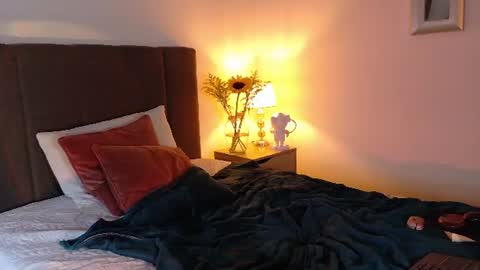 Lia online show from 07/02/26, 08:04