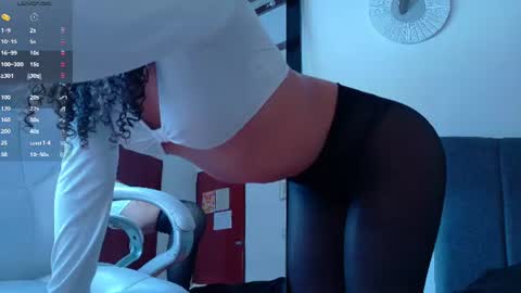 Lia online show from 07/04/26, 08:04