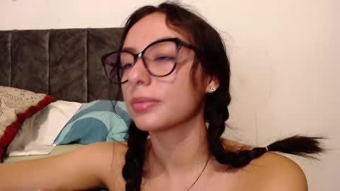   lia  online show from 12/11/24, 01:05