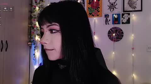 Liaa  online show from 04/30/26, 05:25