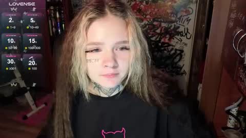 liaaa_li online show from 10/26/25, 02:17