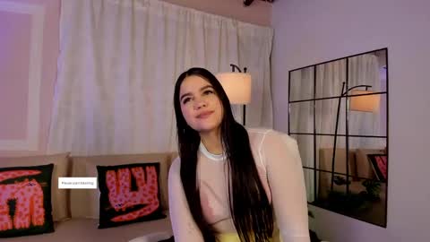 Snapshot of liaamoon_ chatting on 04/29/26, 12:09 Lia online show from 04/29/26, 12:09