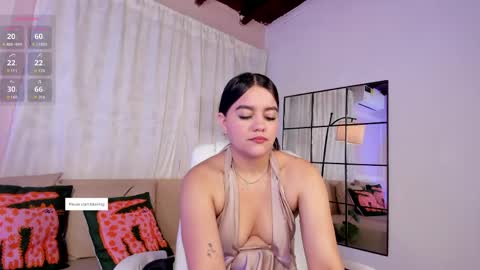 Snapshot of liaamoon_ chatting on 04/30/26, 12:11 Lia online show from 04/30/26, 12:11