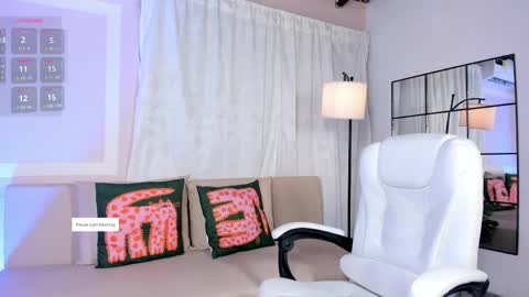 Snapshot of liaamoon_ chatting on 05/07/26, 12:21 Lia online show from 05/07/26, 12:21