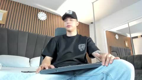 Liam Smith online show from 10/02/25, 12:23