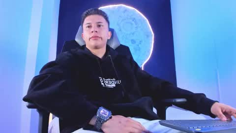 Liam Smith online show from 11/14/25, 12:15