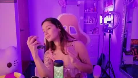 Lia Butera online show from 06/12/26, 08:19