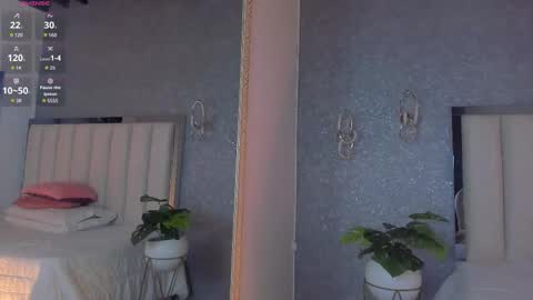 Snapshot of liacox chatting on 02/14/26, 03:53 Lia Cox online show from 02/14/26, 03:53