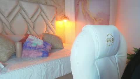 Snapshot of liacox chatting on 04/01/26, 03:07 Lia Cox online show from 04/01/26, 03:07