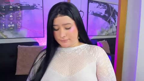 Snapshot of liacox chatting on 05/02/26, 08:03 Lia Cox online show from 05/02/26, 08:03