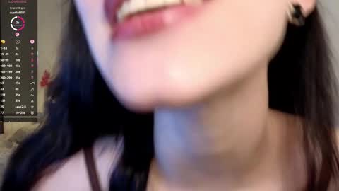 Snapshot of liaglamour chatting on 11/12/25, 08:59 Lia online show from 11/12/25, 08:59