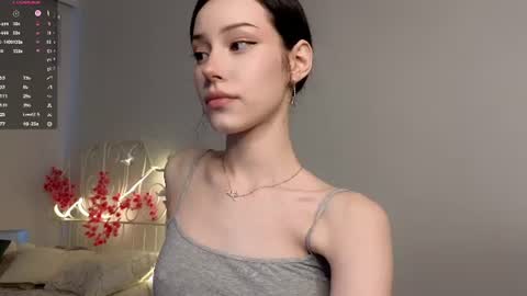 Lia  online show from 06/11/26, 10:46