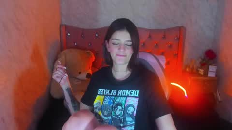 Snapshot of liaharrys chatting on 01/18/25, 11:22 Lia online show from 01/18/25, 11:22