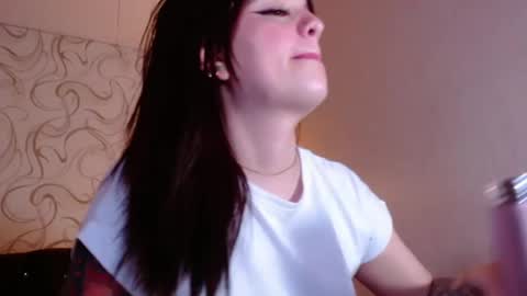 Snapshot of liaharrys chatting on 02/23/25, 10:09 Lia online show from 02/23/25, 10:09