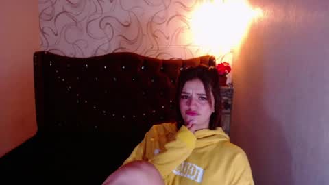 Snapshot of liaharrys chatting on 02/26/25, 12:05 Lia online show from 02/26/25, 12:05