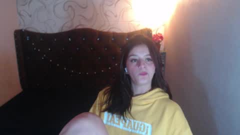 Snapshot of liaharrys chatting on 03/05/25, 09:49 Lia online show from 03/05/25, 09:49