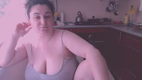 miss Lia  colection for travel online show from 07/20/26, 09:34